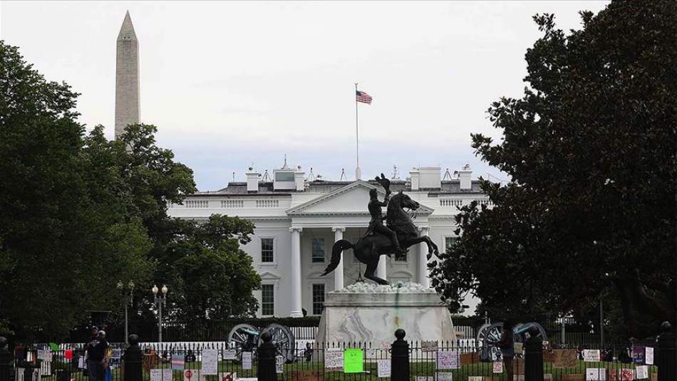 Beyaz Saray'ın Önündeki Andrew Jackson Heykeli Göstericiler Tarafından Yıkılmak İstendi