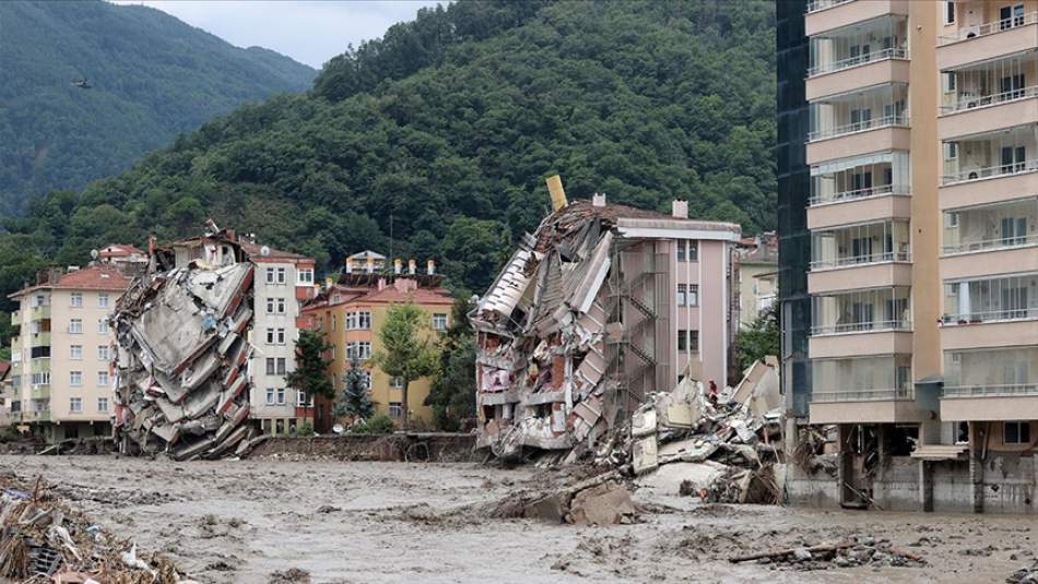 AFAD: Yaşanan Sel Nedeniyle Kastamonu'da 25, Sinop'ta 2 Vatandaşımız Hayatını Kaybetmiştir