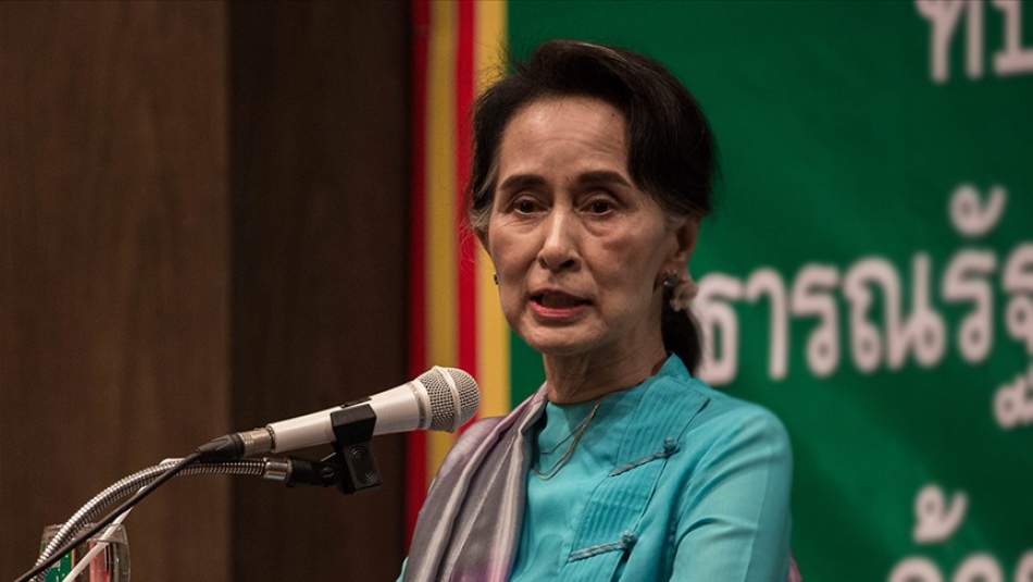Myanmar'da Devrik Lider Suu Çii'ye 4 Yıl Hapis Cezası