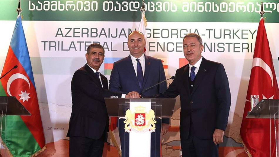 Gürcistan-Türkiye-Azerbaycan Savunma Bakanları Toplantısı Düzenlendi