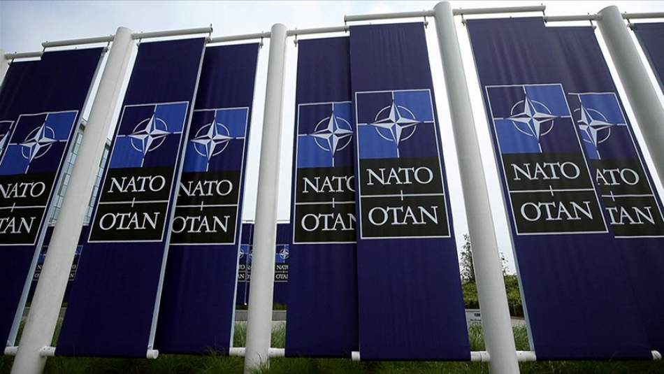 Rusya NATO'nun Askeri İrtibat Misyonu ile Enformasyon Bürosu’nun Faaliyetlerini Durdurdu