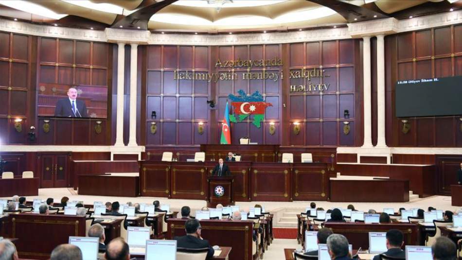 Azerbaycan'da 'Savaş Hali' İlan Edildi