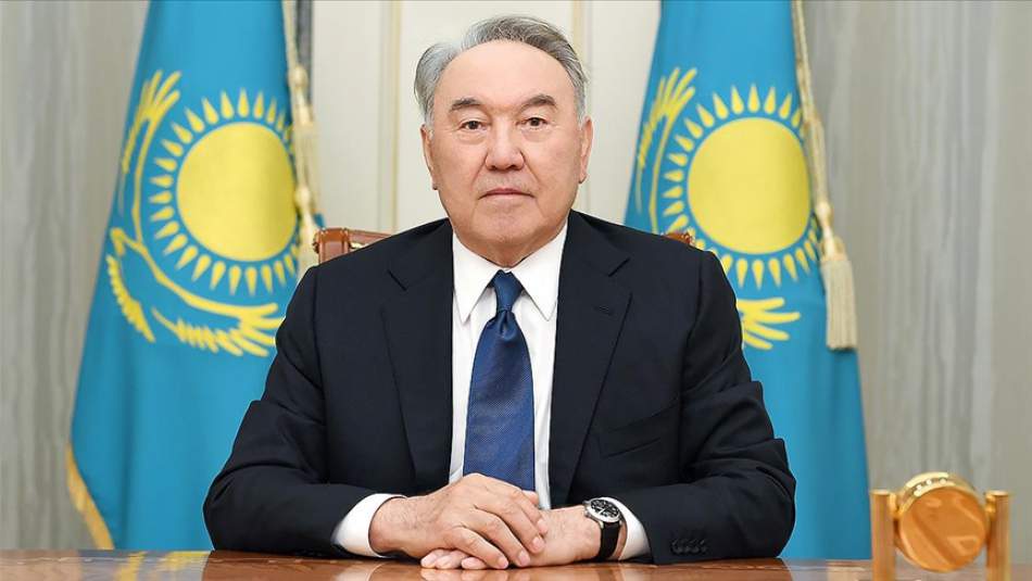 Nazarbayev Görevini Kazakistan Cumhurbaşkanı'na Devretti