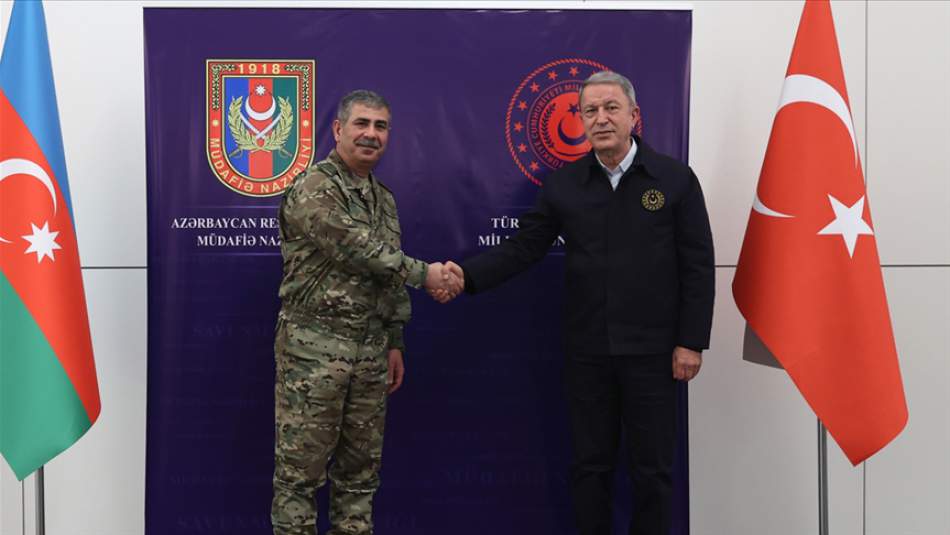 Akar ve Hasanov, Ermenistan-Azerbaycan Sınırındaki Gerginliği Görüştü