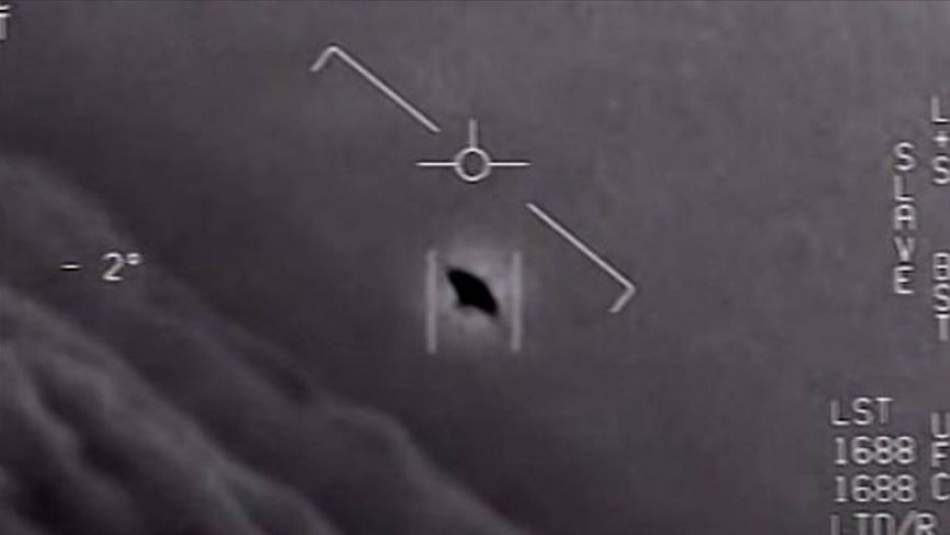 Pentagon UFO Olduğu İddia Edilen Cisimlerin Görüntülerini Paylaştı