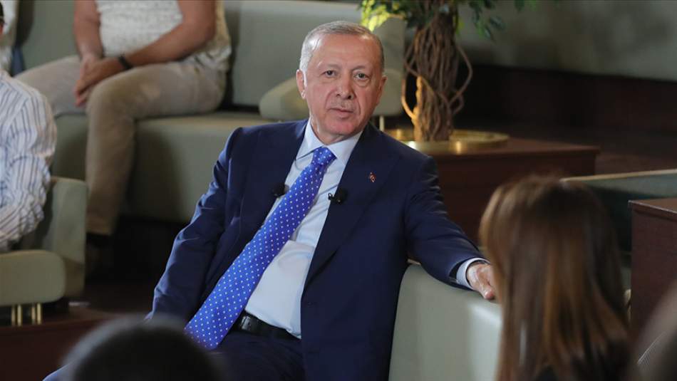 Cumhurbaşkanı Erdoğan: Rusya ve Ukrayna'yla Denge Politikası Güdüyoruz