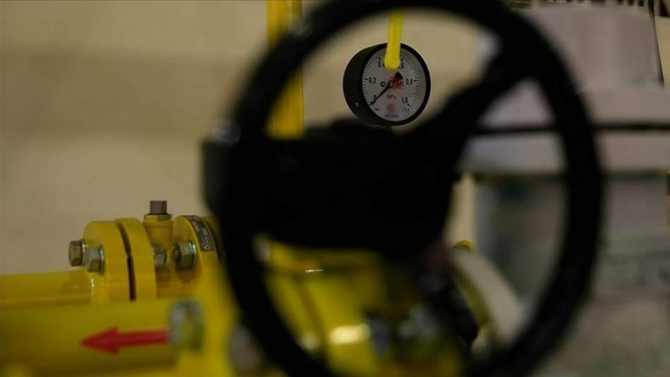 Gazprom, Polonya ve Bulgaristan'a Doğal Gaz Sevkiyatını Durdurdu