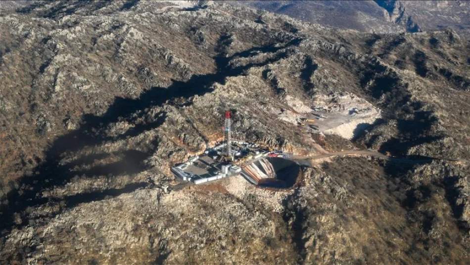 Gabar Dağı'nda Petrol Sahasında Açılan Artezyen Kuyusundan Petrol Çıktığı Bildirildi