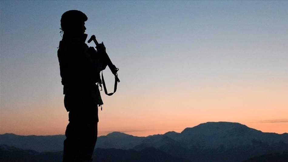 Pençe-Kilit Operasyonu Bölgesinde 2 PKK'lı Teröristin Etkisiz Hale Getirildiği Bildirildi