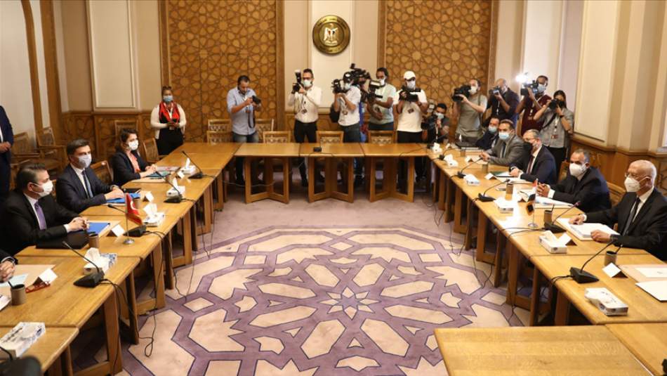 Türk ve Mısır Dışişleri Heyeti Arasındaki Siyasi İstişareler Kahire'de Başladı