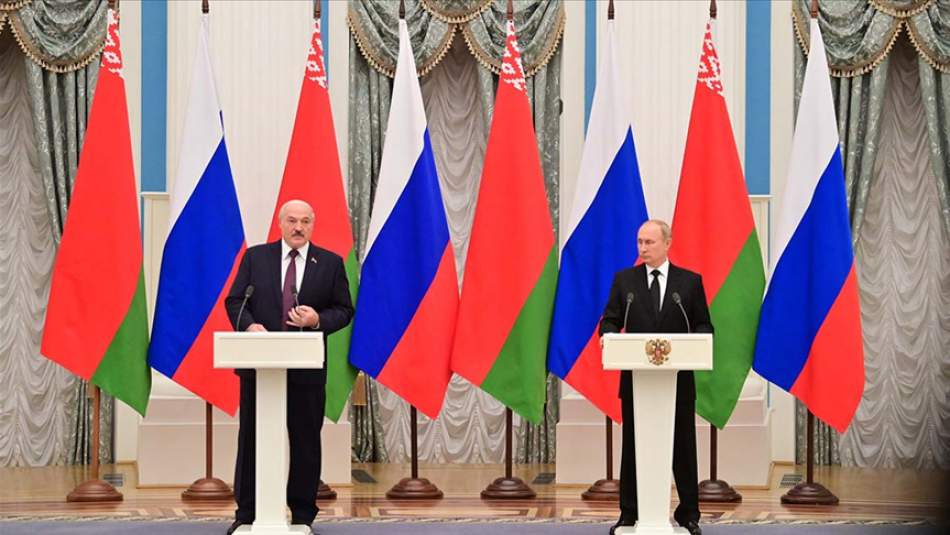 Lukaşenko ve Putin, Belarus-Polonya Sınırındaki Göçmen Krizini Görüştü