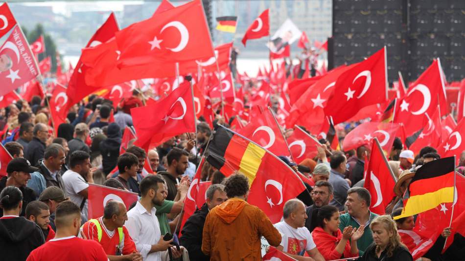 Alman vatandaşlığına geçişte Türkler birinci