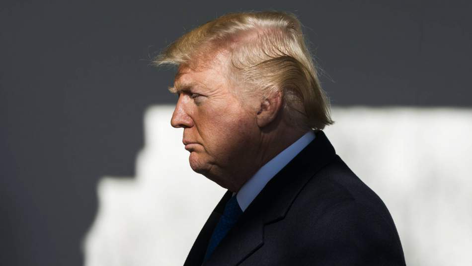Trump Meksika sınırına duvarda ısrarlı