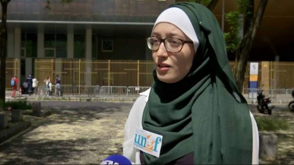 Charlie Hebdo yine Müslümanlara saldırdı
