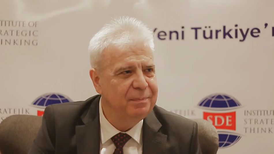Makedonya Devlet Bakanı Prof. Dr. Adnan Kâhil AB'nin geleceğini SD TV'de değerlendirdi
