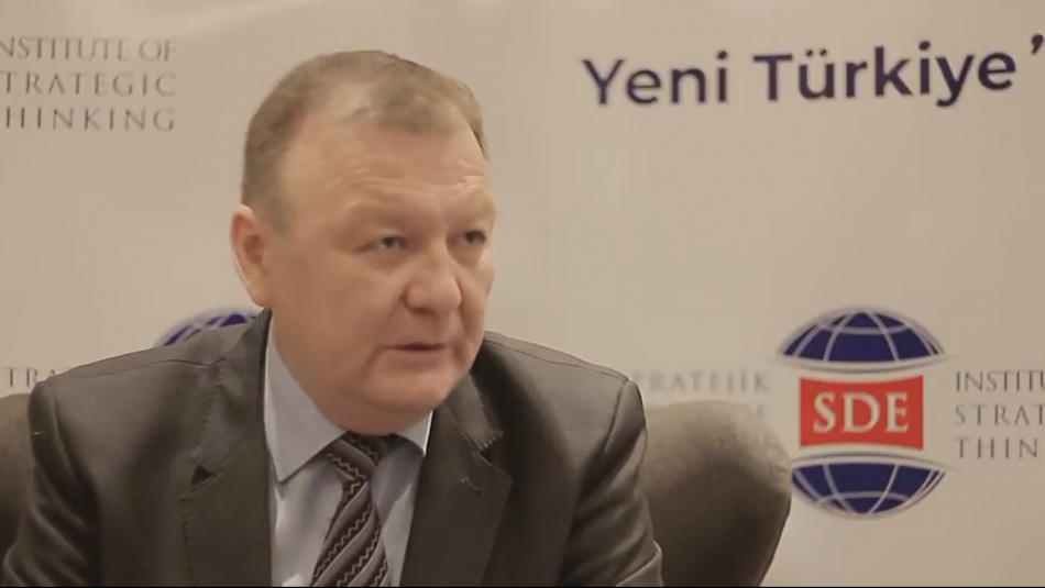 Romanya Devlet Sekreter Yardımcısı Ahmed Alaeddin Romanya'nın azınlık problemlerini değerlendirdi