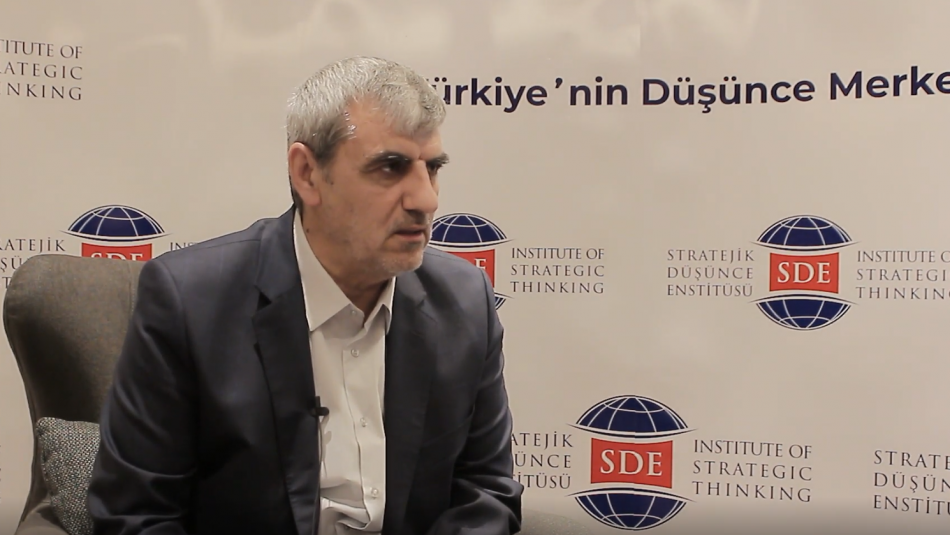 Prof. Dr. Adnan İsmaili Makedonya - Yunanistan ilişkileri ve AB sürecini yorumladı