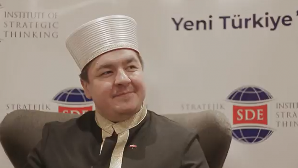 Polonya Müslümanları Müftüsü Tomasz Miśkiewicz Polonya'da İslami hayatı değerlendirdi
