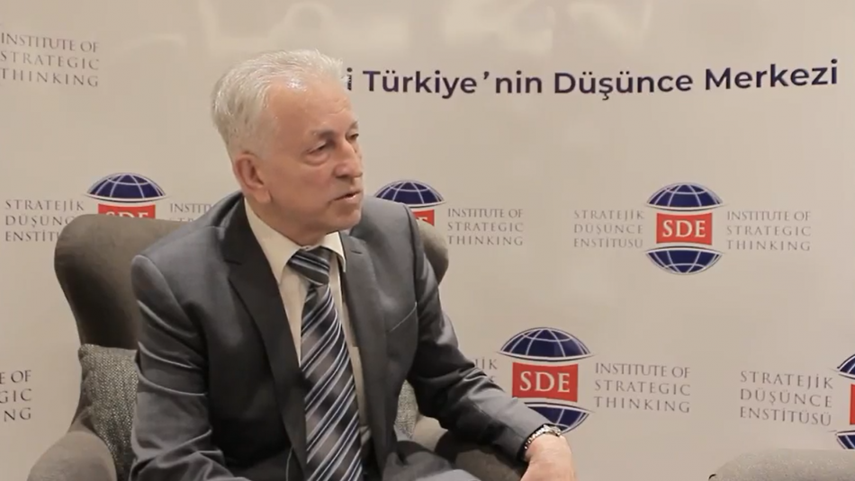 SDA Parti kurucularından ve Alija İzzet Begoviç'in yakın arkadaşı Osman Brka Balkanların sorunlarını ve geleceğini SD TV'de Alper Tan'a değerlendirdi